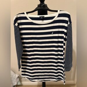 Nautica Women's Navy Striped Top. Size Medium. NWOT.‎
